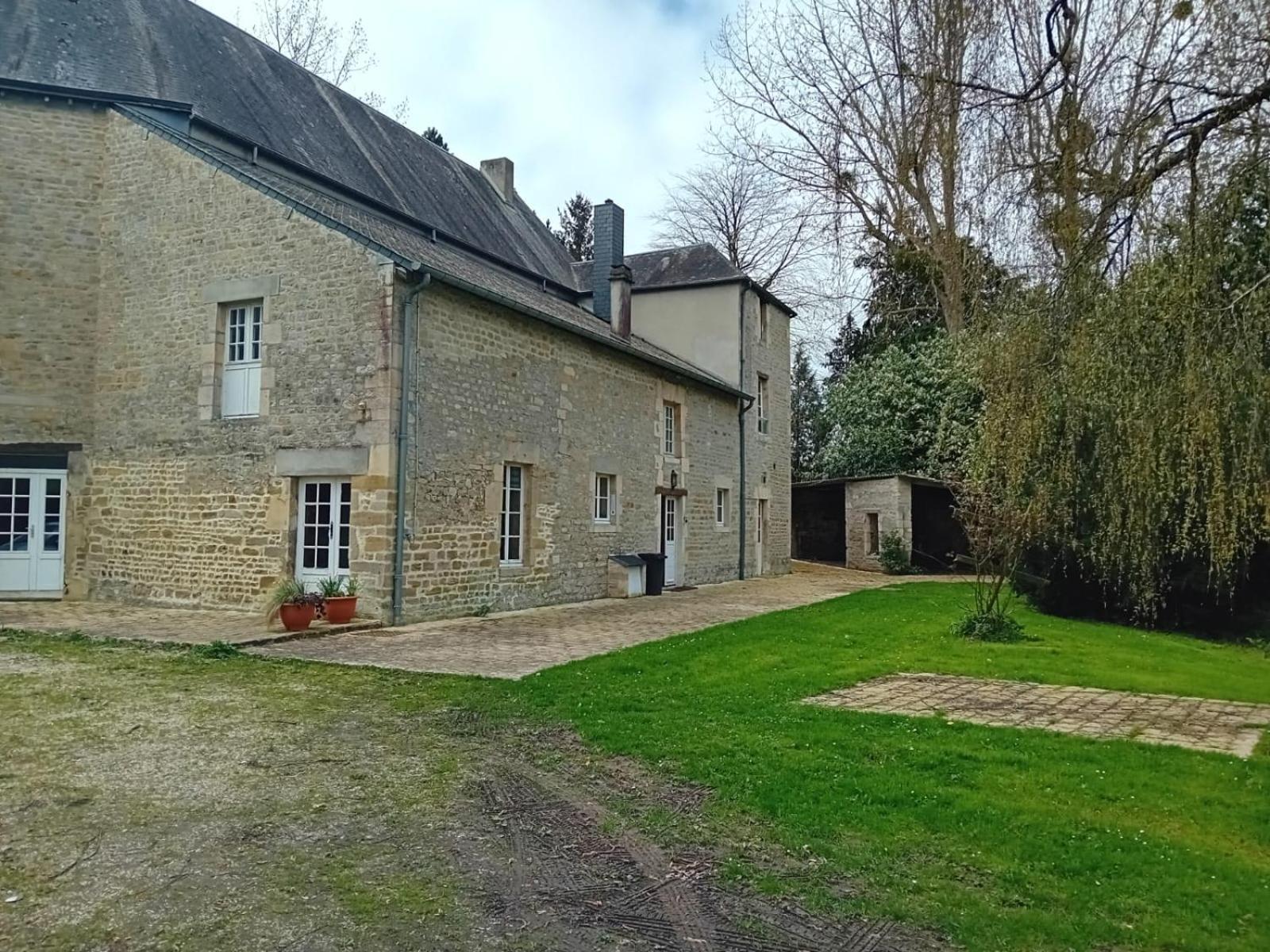Magnifique Chateau Renove Proche Bourg Grand Parc Belle Terrasse Billard, Ping Pong, Proche Bayeux Et Plages Du Debarquement Tilly-sur-Seulles Exterior photo