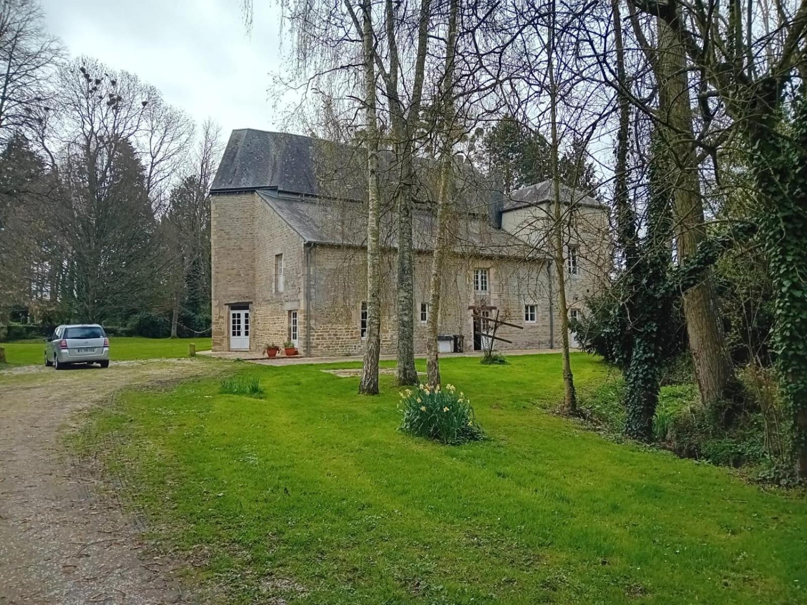 Magnifique Chateau Renove Proche Bourg Grand Parc Belle Terrasse Billard, Ping Pong, Proche Bayeux Et Plages Du Debarquement Tilly-sur-Seulles Exterior photo