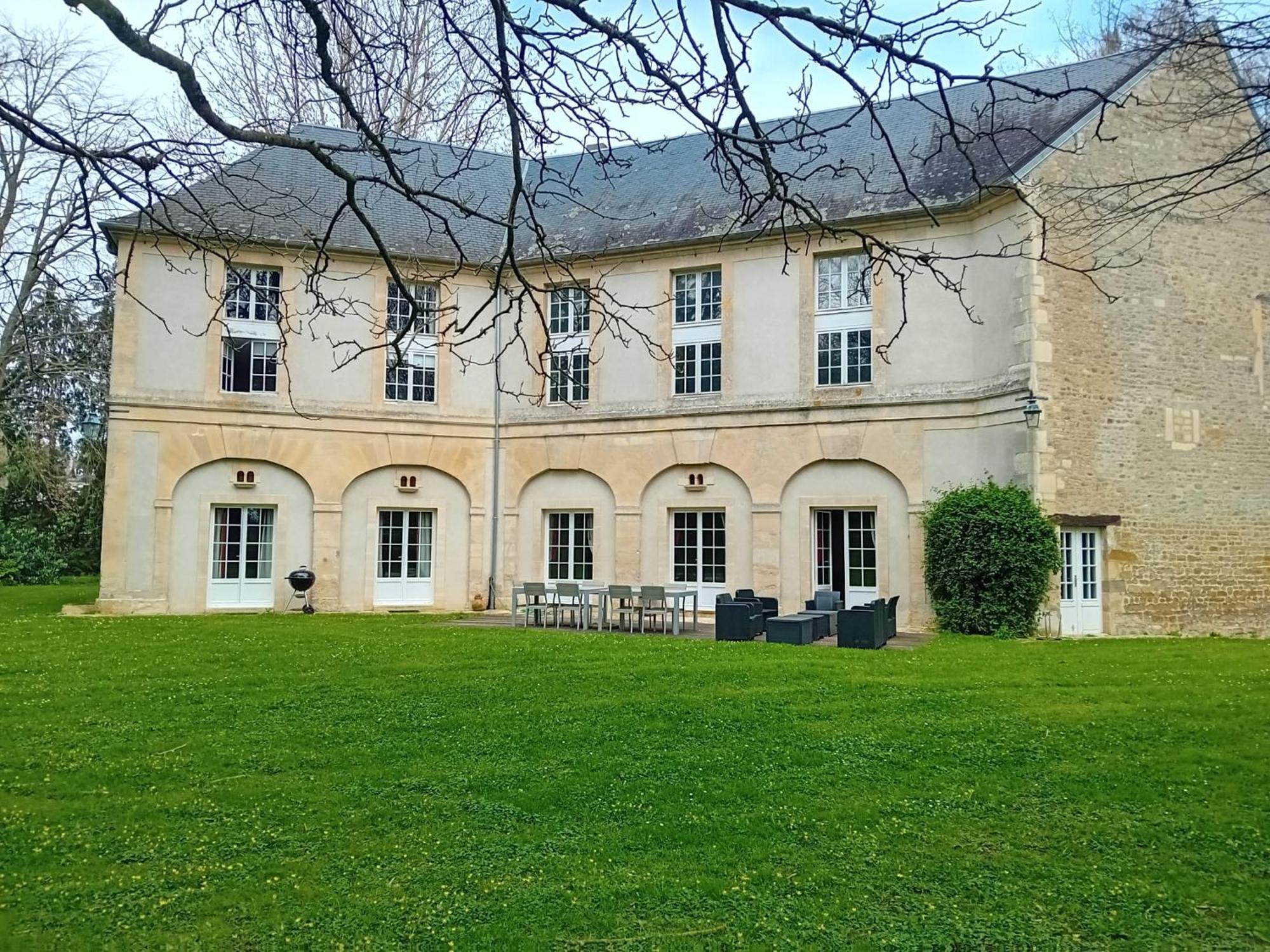 Magnifique Chateau Renove Proche Bourg Grand Parc Belle Terrasse Billard, Ping Pong, Proche Bayeux Et Plages Du Debarquement Tilly-sur-Seulles Exterior photo